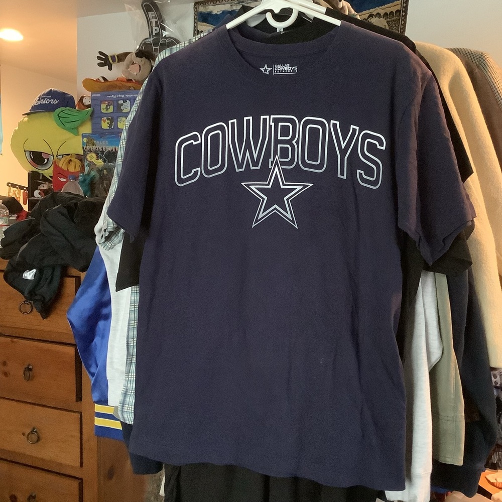 NFL DALLAS COWBOYS T-SHIRT Size medium m authentic navy tee color